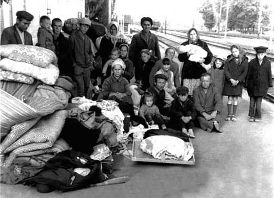 <p>On binlerce Kırım Tatarı.</p>
