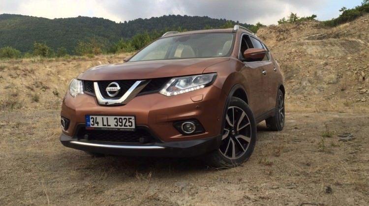 <p>Nissan, sınıfında lider SUV ailesinin vazgeçilmezleri X-Trail ve Qashqai’de ise faizsiz krediyle 15 ay vadeli 40 bin TL kredi imkanı veriyor.</p>