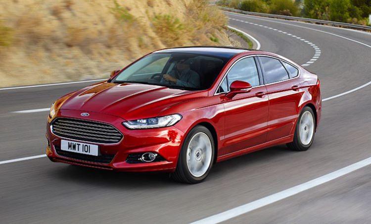 <p>Ford Mondeo</p>
<p>2017 çıkışlı başlangıç fiyatı: 118.445 TL<br />
2016 çıkışlı başlangıç fiyatı: 106.770 TL</p>