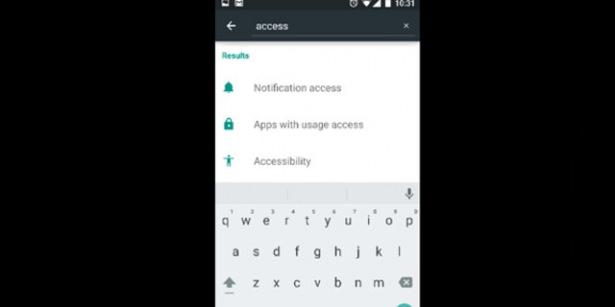 <p><strong>3. Ayarlarda arama</strong></p>

<p>Google, Android tarihinde Google arama çubuklarını hiç bu kadar kullanışlı hale getirmemişti. Arama çubuğu sayesinde Ayarlar içerisinde ulaşmaya ve değiştirmeye çalıştığınız özelliklere manuel halinden çok daha hızlı ulaşacaksınız.</p>

