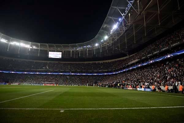 <p>Beşiktaş'ın Şampiyonlar Ligi grup maçında Leipzig'i 2-0'la geçtiği karşılaşmadaki bir olay Almanları kızdırdı.</p>
