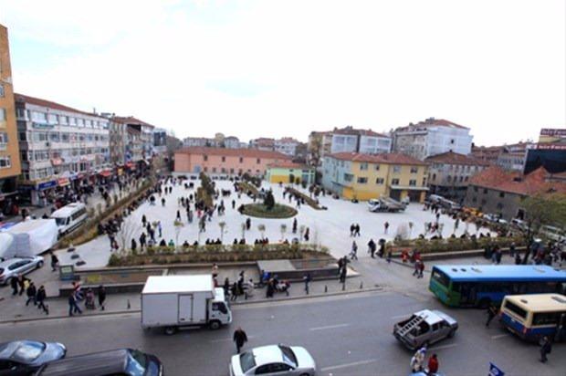 <p><strong>Ümraniye Nüfusu:</strong> 897,260<br />
<strong>En çok hangi ilden vatandaş var: </strong>Ordu</p>
<p> </p>