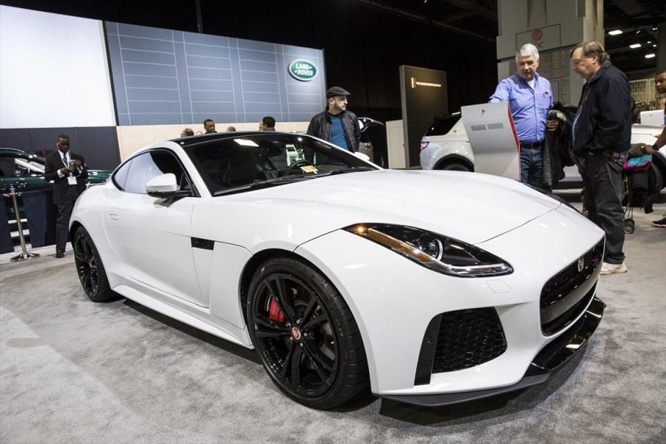 <p>Lexus F-Type SVR</p>
