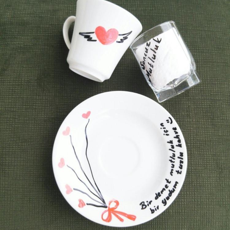 <p>N11 Bir Demet Mutluluk Damat Kahvesi Fincanı</p>
<p>25,90 TL</p>