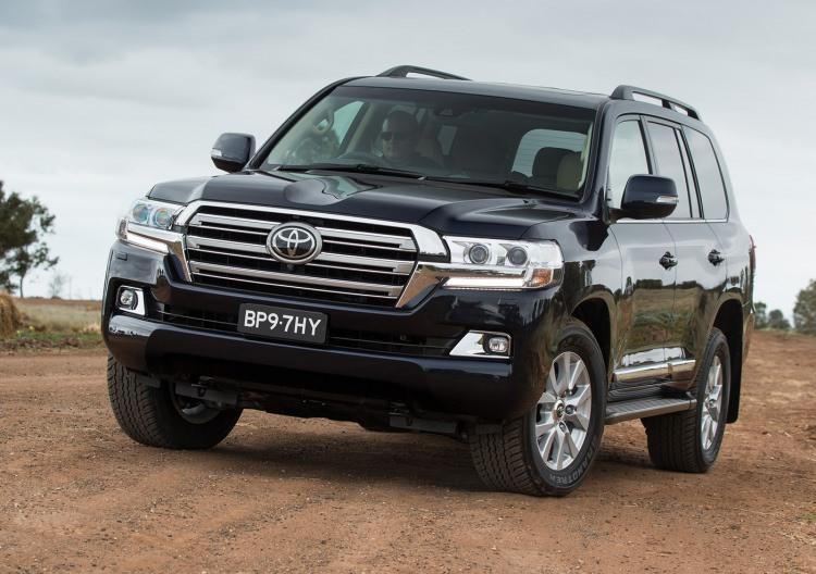<p>8. Toyota 98 adet araç sattı.</p>

<p>Toyota bu sınıfta sadece Land Cruiser modeline sahip.</p>
