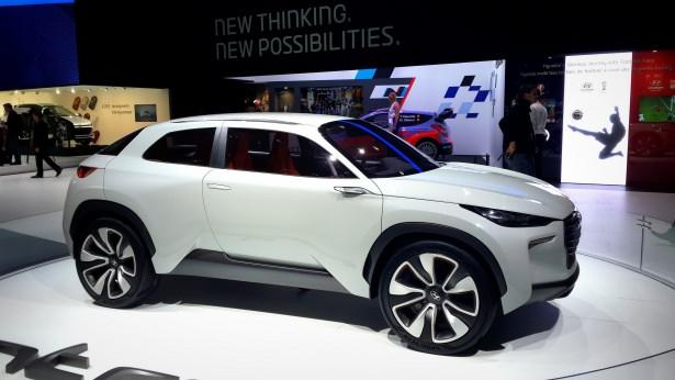 <p>Hyundai, dünyanın en önemli otomobil fuarlarından biri olan Paris’te ayrıca yepyeni Turbo beslemeli motorlarını ve 7 ileri çift kavramalı (DCT) şanzımanını da gün yüzüne çıkardı. </p>