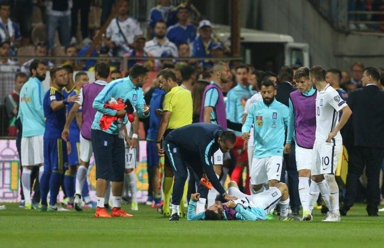 <p>2018 FIFA Dünya Kupası Avrupa Elemeleri'nde oynanan Bosna Hersek-Yunanistan maçında ortalık karıştı.</p>
