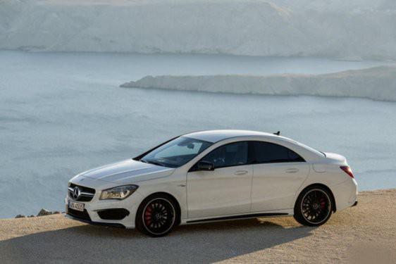 <p>Mercedes Benz CLA45</p>