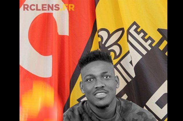 <p>Daniel Opare - Yaşı: 26 - Takımı: Lens (Fransa)</p>
