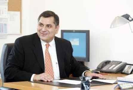 <p>27. Raman Berent Grubu/Şirketi: Philip Morris Bilgi: Philip Morris International Ortadoğu bölgesi başkan yardımcısı olarak önemli bir coğrafyada şirketin tüm stratejilerinden sorumlu.</p>