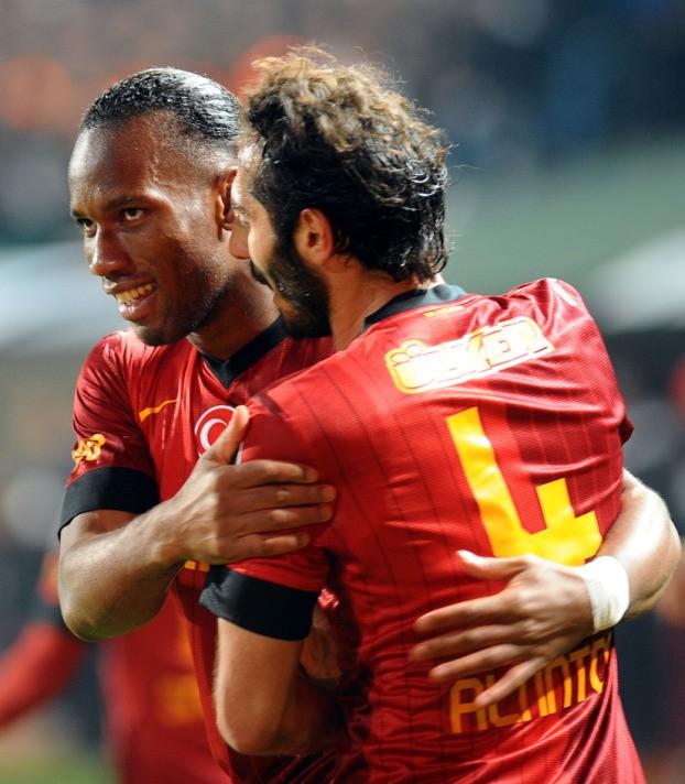 Sneijder ve Drogbayı Kadıköye götürmeyelim..İzlemesinler...