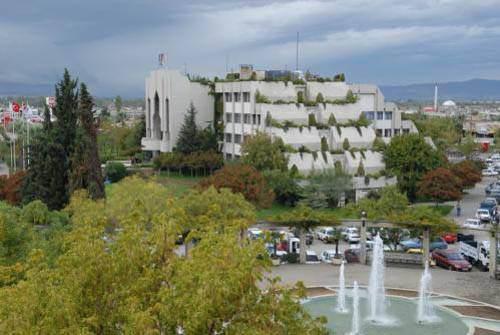 <p>Salihli Nüfusu: 155.016 Bağlı olduğu il: Manisa</p>