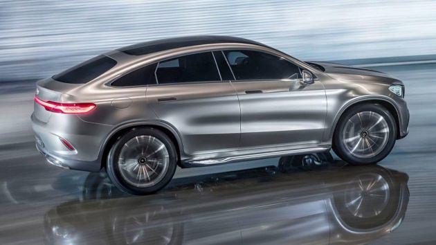 <p>Concept Coupe SUV'nin gövdesi genel olarak BMW X6 ile oldukça benzer hatlara sahip. Alu Beam rengindeki otomobil 1930'ların ve 1950'lerin Silver Arrow'larına göndermede bulunurken, tamamen LED çok hüzmeli farlar ve sürekli aktif 4MATIC dört tekerlekten çekiş sistemiyle eşlenmiş 9-ileri otomatik şanzıman konseptin dikkat çeken özellikleri arasında.</p>