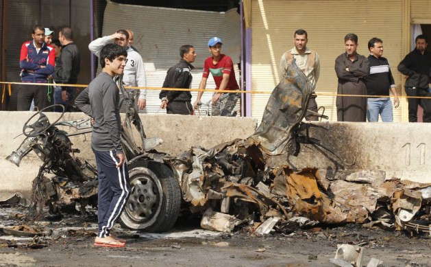 Irak'ın başkenti Bağdat'ın çeşitli mahallelerinde bu sabah bomba yüklü 9 araçla düzenlenen saldırılarda ölü sayısının 27'ye yükseldiği, 114 kişinin ise yaralandığı öğrenildi. Sağlık yetkilileri, ölü sayısının artmasından endişe ediyor.