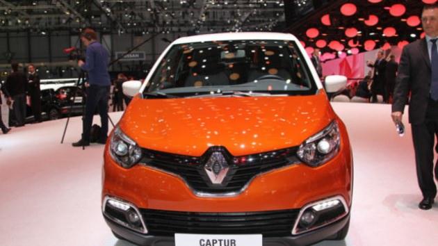 <p><strong>Renault'tan "Şimdi al 2015'te öde"</strong></p>
<p>Renault, model ayrımı olmaksızın tüm binek araçlarda, "Şimdi al 2015'te öde" finansman kampanyası kapsamında kullanılan kredilerin ilk taksitini, Ocak 2015'te başlatıyor.</p>
<p>Maksimum 48 bin lira kredi tutarı için 24 ay vade seçeneğinde yüzde 1,22; 36 ve 48 ay vade seçeneklerinde ise yüzde 1,25 faiz oranları sunan finansman kampanyası, anlaşmalı finans kuruluşunun şartlarına bağlı olarak uygulanıyor.</p>