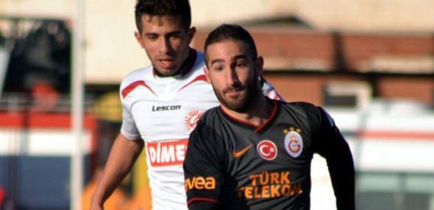 <p>UMUT GÜNDOĞAN: Buca’dan 1 milyon 661 bin TL karşılığında geldi. 6 milyon 269 bin TL garanti ücreti var. 4’ü kupa 5 maçta oynadı, kiralanması düşünülüyor.</p>