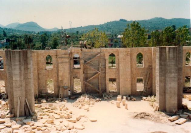 Kendine hayran bıraktıran cami