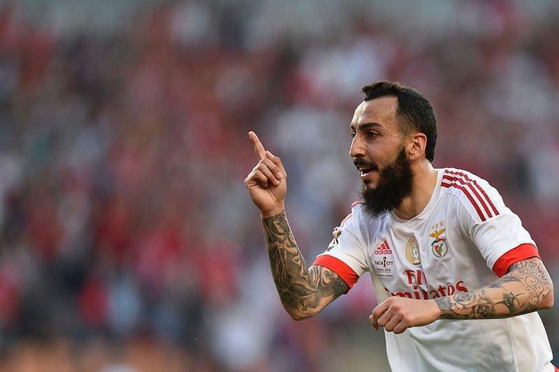 <p>Kostas Mitroglou (Forvet)</p>

<p> </p>

