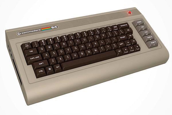 <p><strong>Commodore 64 C64x</strong><br />Çocukluğu 1980'lerde geçenlerin çoğunu bilgisayarla ilk kez tanıştıran Commodore 64, 2010 yılında küllerinden diriltilip retro tasarımıyla tekrar piyasaya sürüldü. Yeni Commodore'da kasetli yükleme sisteminin yerini Intel i7 işlemci, DVD sürücü ve hafıza kartı okuyucu almış.</p>
