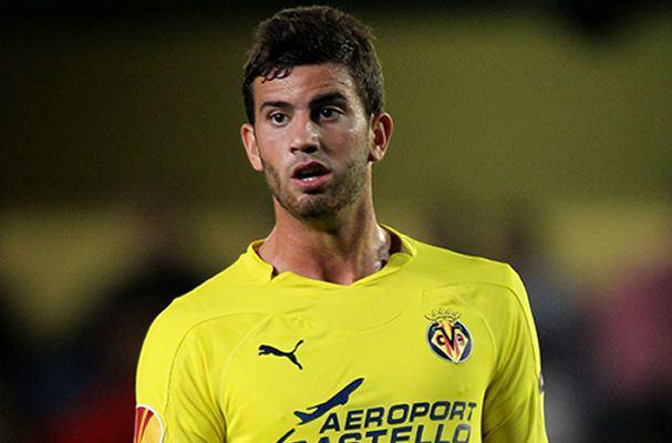 <p><strong>Mateo Musacchio, Villarreal</strong><br />Villareal'e 2009'da River Plate'ten geldi. Futbolcunun kontratı Transfermarkt'a göre Haziran ayında sona eriyor. 23 yaşındaki futbolcunun istikrarlı formu Avrupa'nın önemli takımlarının dikkatini çekti bile.</p>