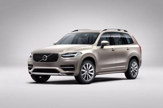 <p><strong>VOLVO XC90 </strong><br />
Güvenliği ön planda tutan Volvo, çıtayı yükseltti. Yeni sezonda Volvo güvenliği teknolojiyle birleştirdi!</p>