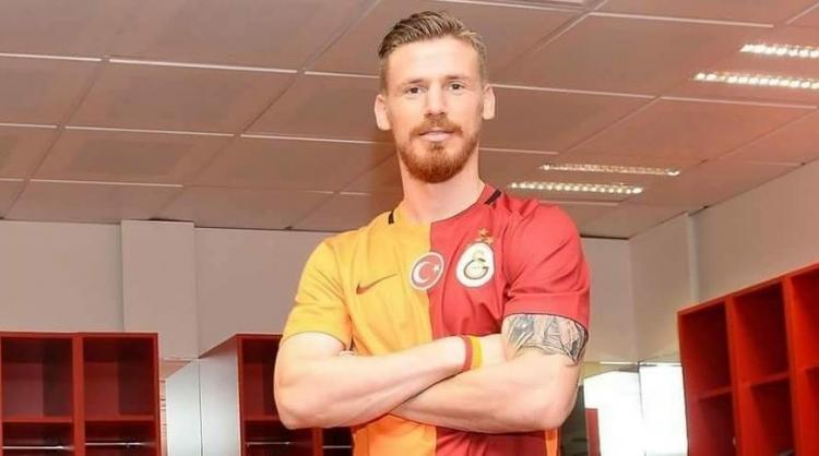 <p>Stoper: Serdar Aziz</p>
