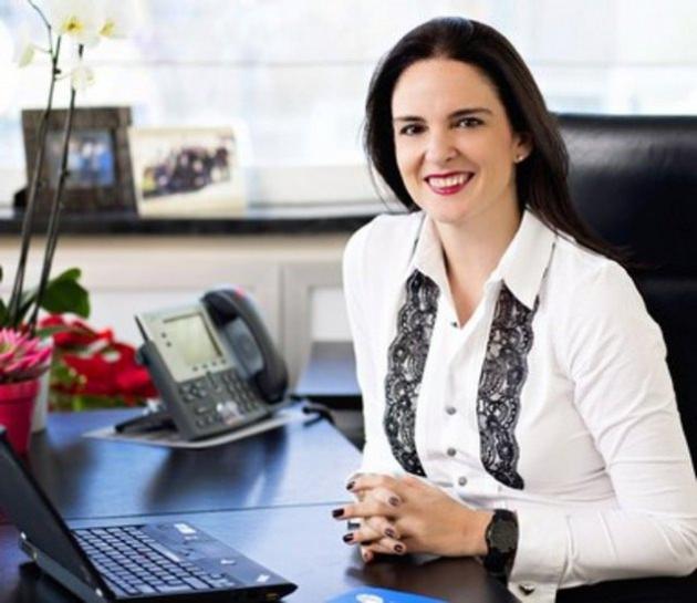 <p>Elif Aral: Pfizer- Türkiye Genel Müdürü</p>