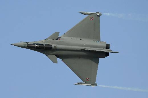 <p>Fransız 'Rafale' model savaş uçağı</p>