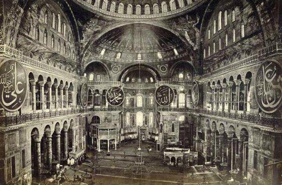<p>Ayasofya (1880'li yıllar.)</p>