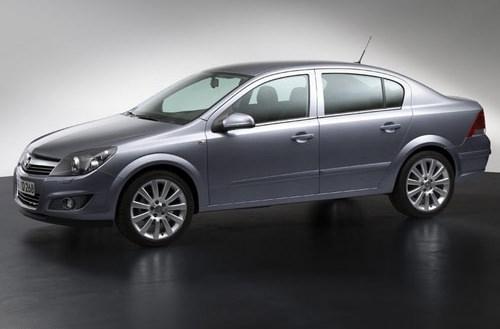 <p>7. Opel Astra Sedan<br />8.608 adet satıldı.</p>