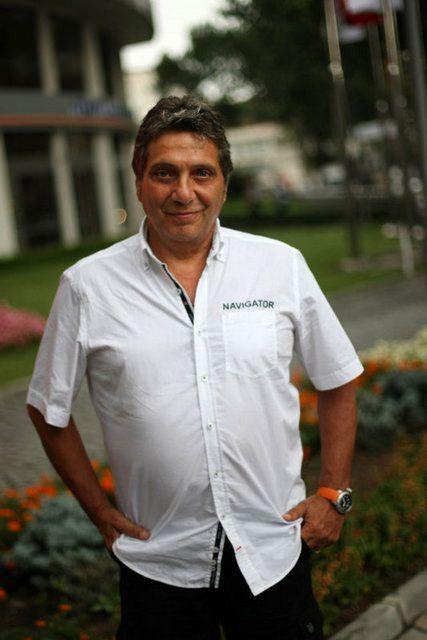 <p>ÜMİT AKTAN "Selçuk, hiç gerek yoktu bu faule. Eğer kart göreceksen bari adam hastanelik olsun..."</p>