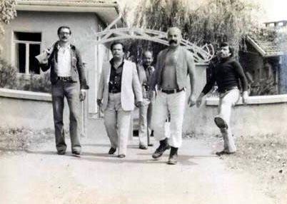 <p>Edirne’de gençlik yıllarında sinemada çalışırken oyuncu olmaya karar verdiğini ve 1955 yılında İstanbul’a gittiğini, ardından yönetmen Çetin İnaç ile tanışıp oyunculuk yapmaya başladığını anlatan Niyazi Taligacı, Türk sinemasının çok vefasız olduğunu, bir çok arkadaşının çok zor şartlarda yaşayıp hayata veda ettiklerini anlattı.</p>
<p> </p>