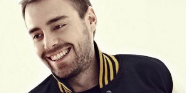 <p>Beykent Üniversitesi Oyunculuk Bölümü'nde okuyor</p>
