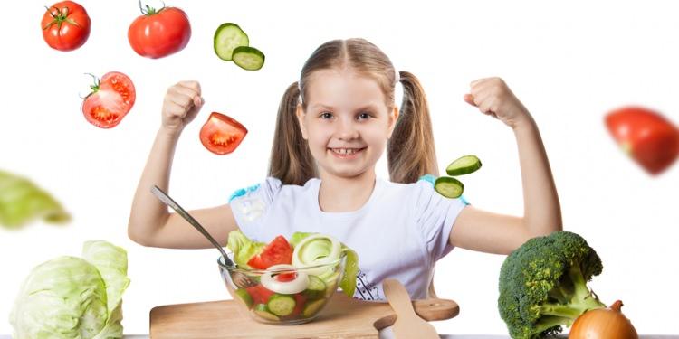 <p><strong>İşte çocuklarda sağlıklı beslenme için önem verilmesi gereken 10 kural...</strong></p>
