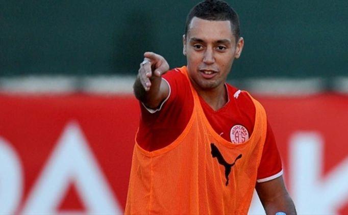 <p>Alanyaspor (GİDENLER)<br />
<br />
Kerem Can Akyüz, Slavko Perovic (Denizlispor), Özgür Çek (Ç.Rizespor), Tolga Tekin (Sivas Bld., kiralık), Yasin Palaz (Gaziantep B.B.), Sinan Özkan (Y.Malatyaspor), Ünal Noyan (Kulüpsüz),</p>
