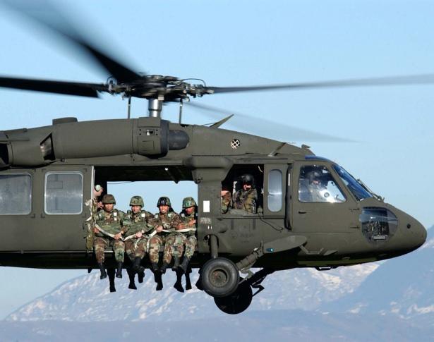 <p><span style="color:#E6E6FA">ASELSAN-Sikorsky işbirliğiyle ilk kez bir Türk firmasının geliştirdiği ve ürettiği yüksek teknolojiye sahip sistemler, dünyada pek çok ülkenin tercihi olan Black Hawk gibi bir hava aracının standart konfigürasyonuna dahil olacak.</span></p>
