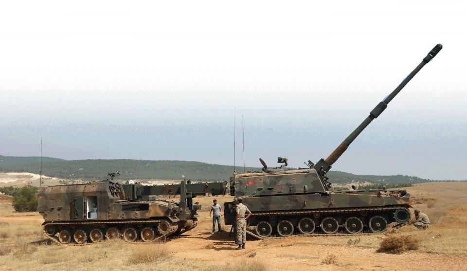 <p>Araç, bağlı olduğu komuta noktasından sesli veya sayısal olarak aldığı emirler doğrultusunda görev yapar ve üzerinde bulunan Küresel Konumlama Sistemi (KKS) sayesinde hızla istenen noktaya intikal eder. </p>