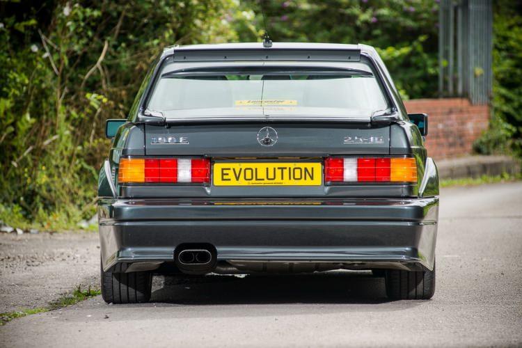 <p>O yıllarda bir başka efsane modelin rakibi konumundaydı. O efsane BMW E30'dan başkası değildi.</p>