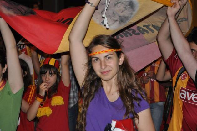 <p>Anlatılmaz bir duygu !!! şükür Galatasaraylıyım ... Aşk=Mutluluk=Cimbom</p>