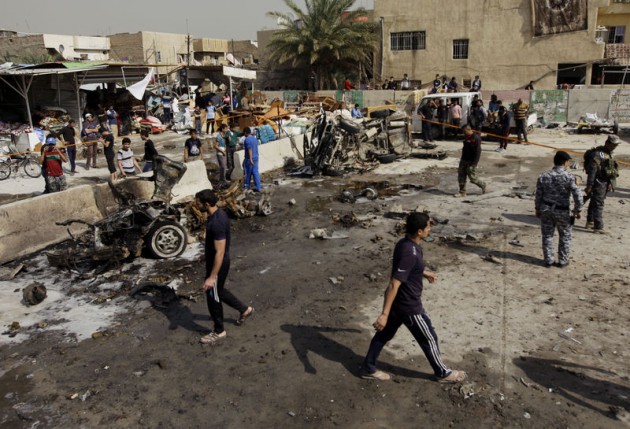 Irak'ın başkenti Bağdat'ın çeşitli mahallelerinde bu sabah bomba yüklü 9 araçla düzenlenen saldırılarda ölü sayısının 27'ye yükseldiği, 114 kişinin ise yaralandığı öğrenildi. Sağlık yetkilileri, ölü sayısının artmasından endişe ediyor.