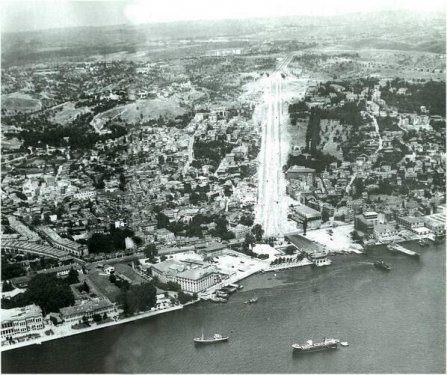 <p>Beşiktaş 1956 uçaktan Barbaros Bulvarı yapım çalışmaları ..</p>