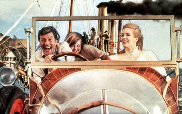 <p>7- Chitty Chitty Bang Bang filmindeki uçan araba sinema tarihinin unutulmazları arasında...</p>