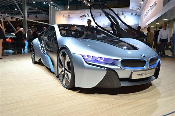   BMW i8 konsept otomobil