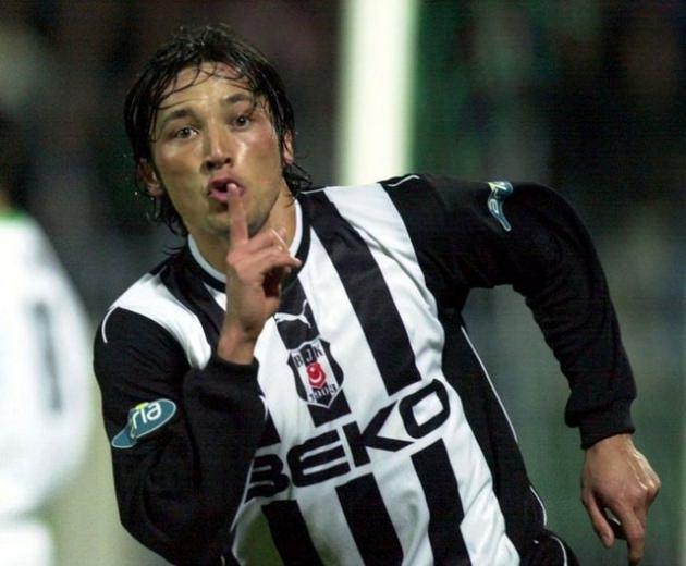 <p>İLHAN MANSIZ "Top kaleye girince gol olduğunu anladım"</p>