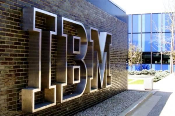 <p><span id="title" class="title">4. IBM</span></p>
<p id="summary">IBM geçtiğimiz sene 6 bin 190 kişiye sponsor olup ortalama olarak 82 bin 630 dolar ücretle çalıştırdı.</p>