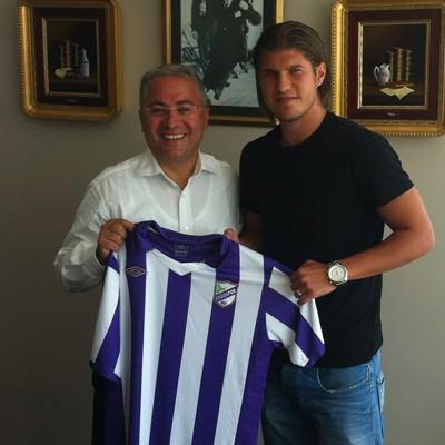 FERHAT ÇÖKMÜŞ (ORDUSPOR) İsviçre doğumlu defans oyuncusu Ferhat Çökmüş, Ostermundigen, Young Boys, Trabzonspor ve Manisaspor'un ardından Orduspor'a transfer oldu.