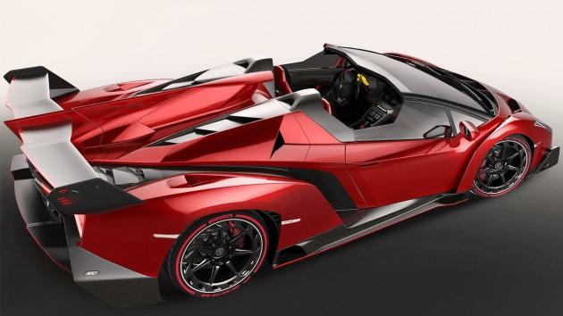 <p>Lamborghini'nin yeni gözdesi Veneno Roadster'ın fiyatı ise 4,5 milyon dolar</p>