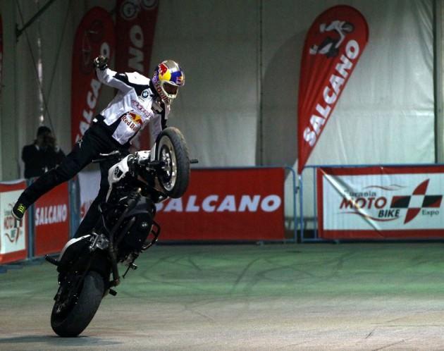 Bu yıl da Eurasia Moto Bike Expo'ya gelen ziyaretçilere birer çekiliş bileti verilecek. 1 Nisan Pazartesi günü Noter huzurunda yapılacak çekiliş sonucunda bir kişi Ducati Monster motosiklet kazanırken, bir kişi Ghost marka, bir kişi de Bianchi marka bisikletin sahibi olacak. Yine yapılacak çekilişle bir kişiye Lapierre, bir kişiye de Carraro marka bisiklet hediye edilecek.