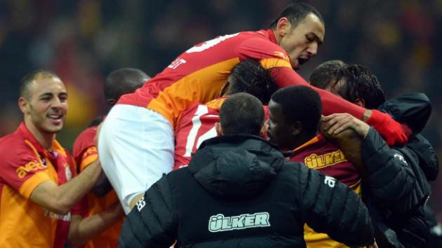 15) Galatasaray ( Türkiye) 18.520