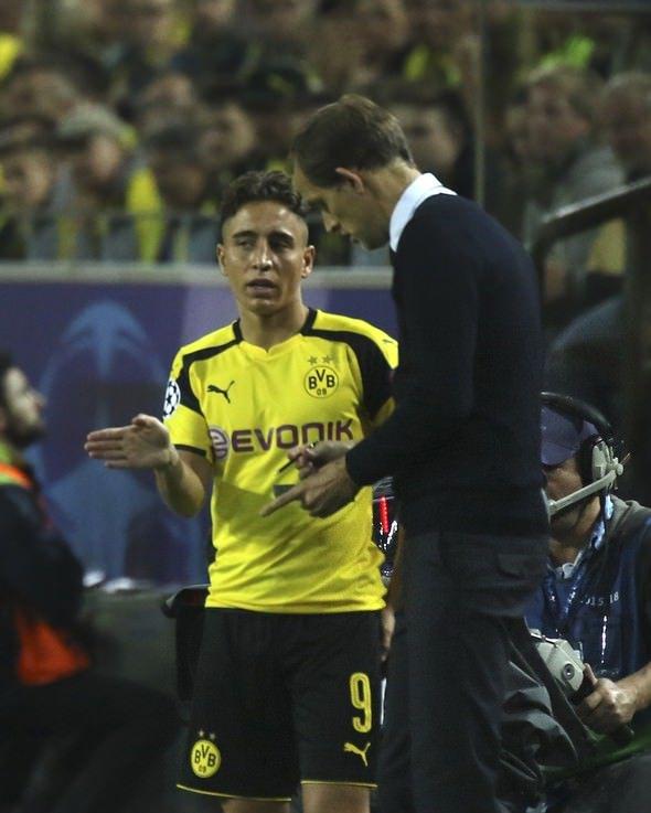 <p>Karşılaşmanın 77. dakikasında Raphael Guerreiro'nun yerine oyuna dahil olan Emre Mor, sahaya adımını attığı andan itibaren Twitter'da TT listesine girdi. Genç yıldızla ilgili tweet atan binlerce kişi Emre'ye duydukları sevgiyi ve başarı dileklerini ifade etti.</p>
<p> </p>
<p> </p>